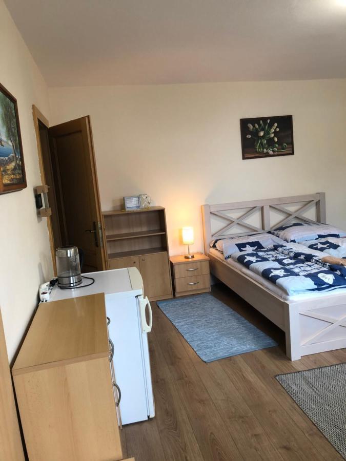 Privat Migac Apartment Vrbov Bagian luar foto