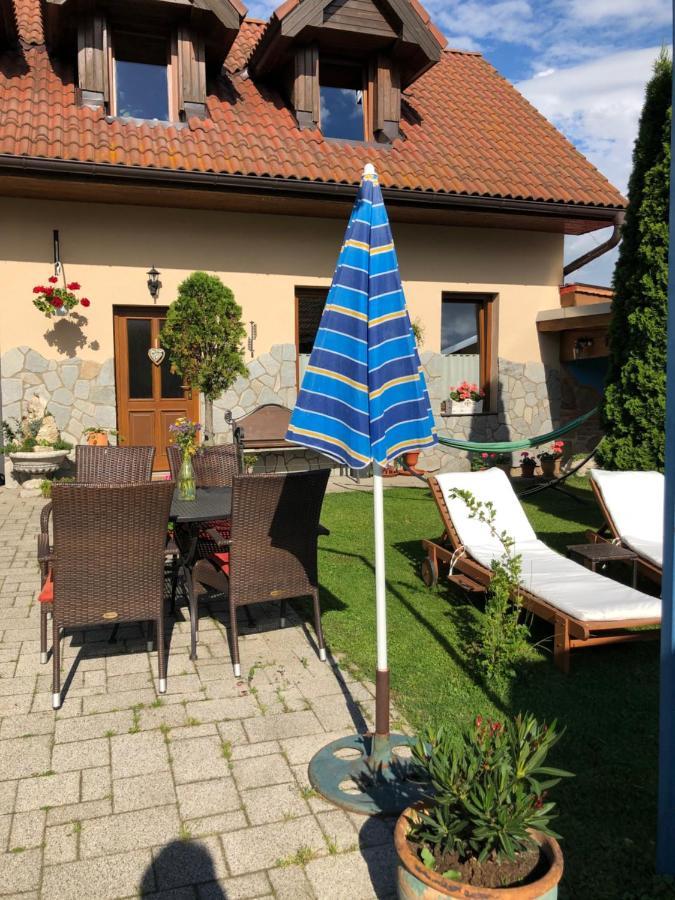 Privat Migac Apartment Vrbov Bagian luar foto