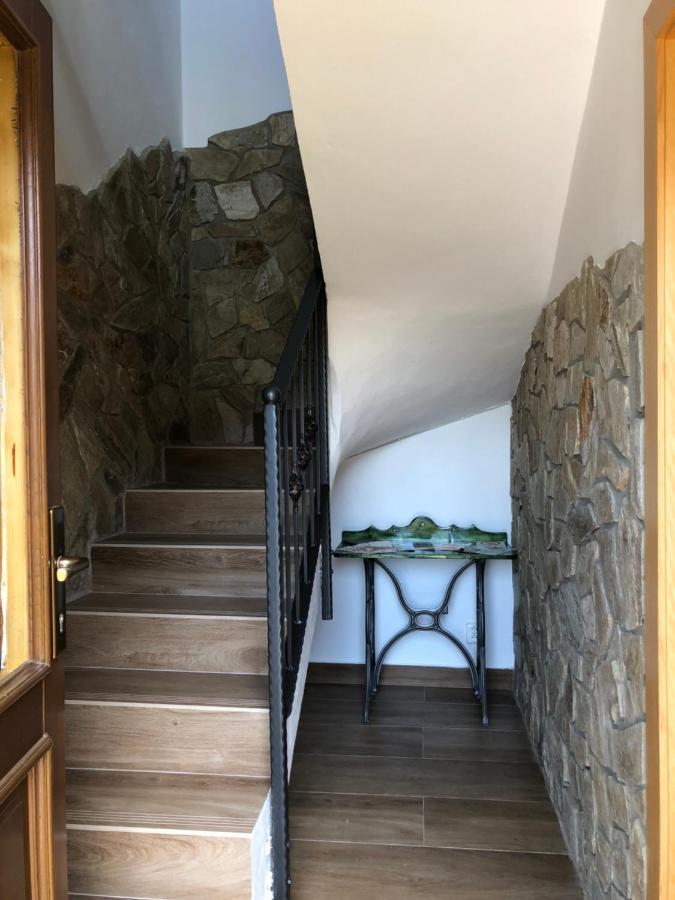 Privat Migac Apartment Vrbov Bagian luar foto